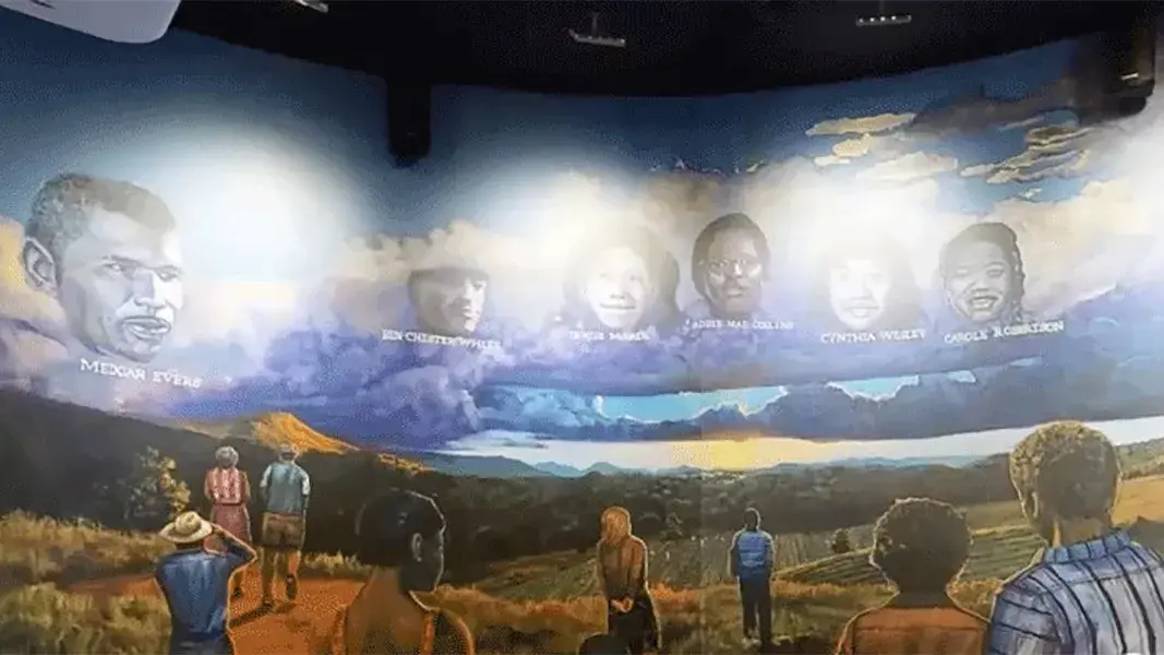 mural from the jim crow museum