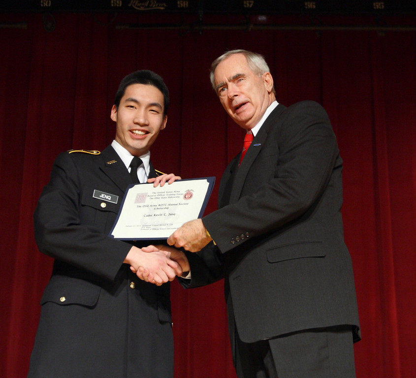 Cadet Jenq Accepting his Alumni Scholarship