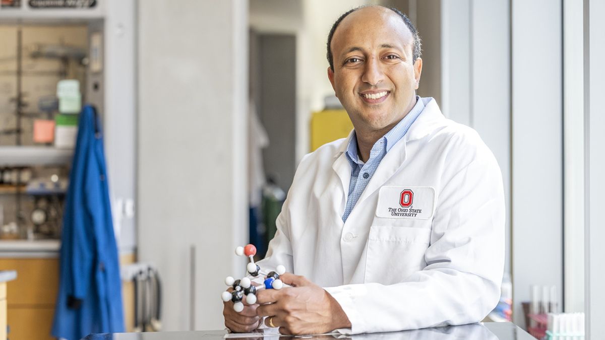 Portrait of Ohio State faculty member David Nagib in his lab.