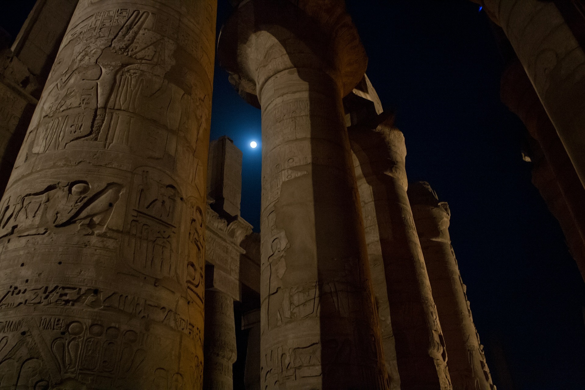Karnak temple hieroglyphs