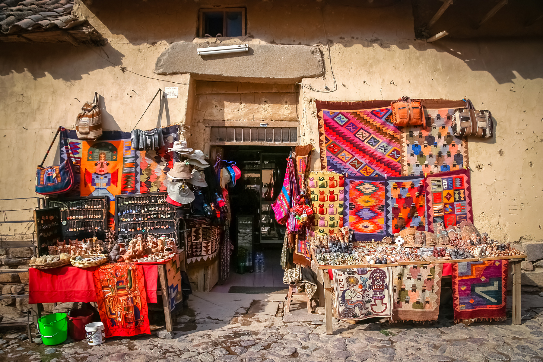 Merchant stand in Ollantaytambo