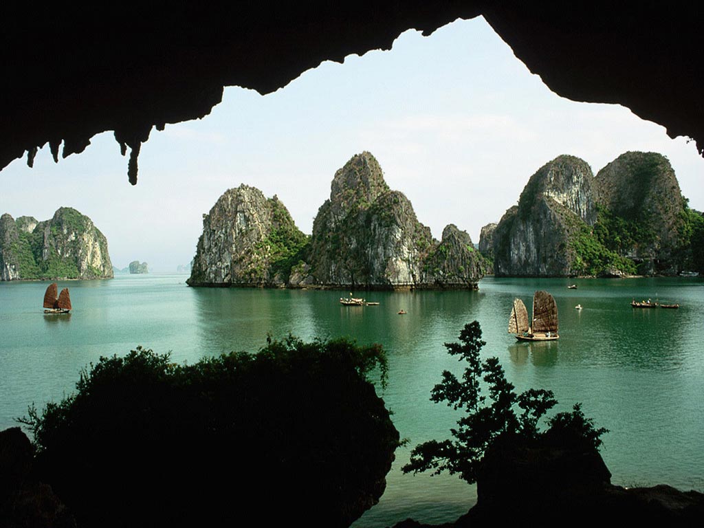 halong bay