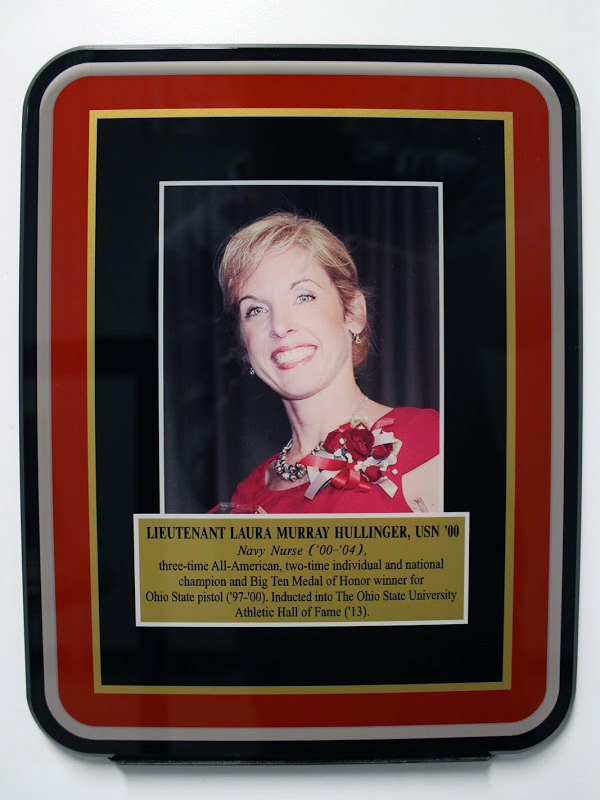 Plaque of Lt. Laura Murray Hullinger, USN ’00