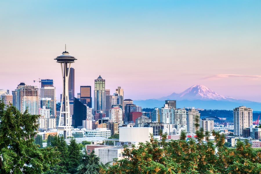Seattle cityscape with Mt. Rainier in the background