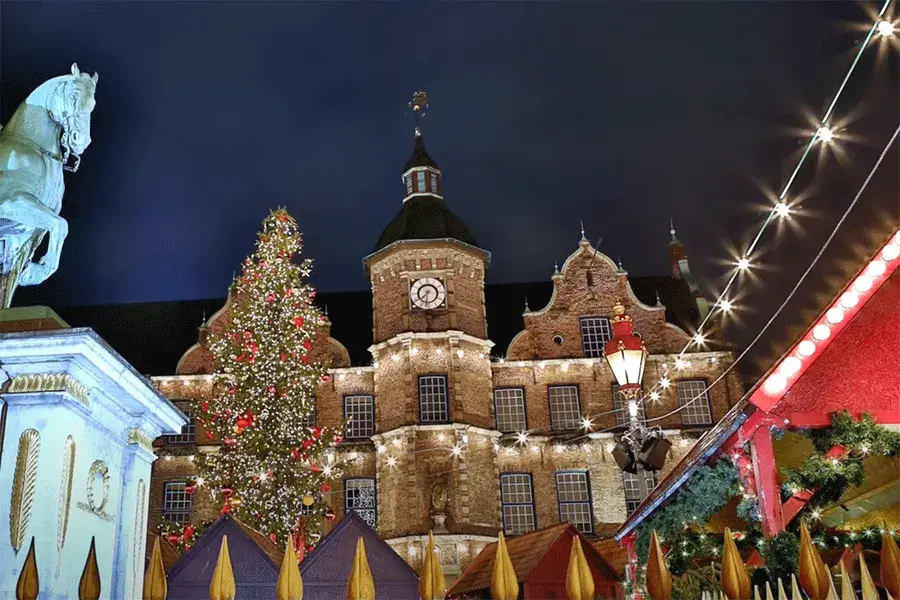 Holiday Markets tour video