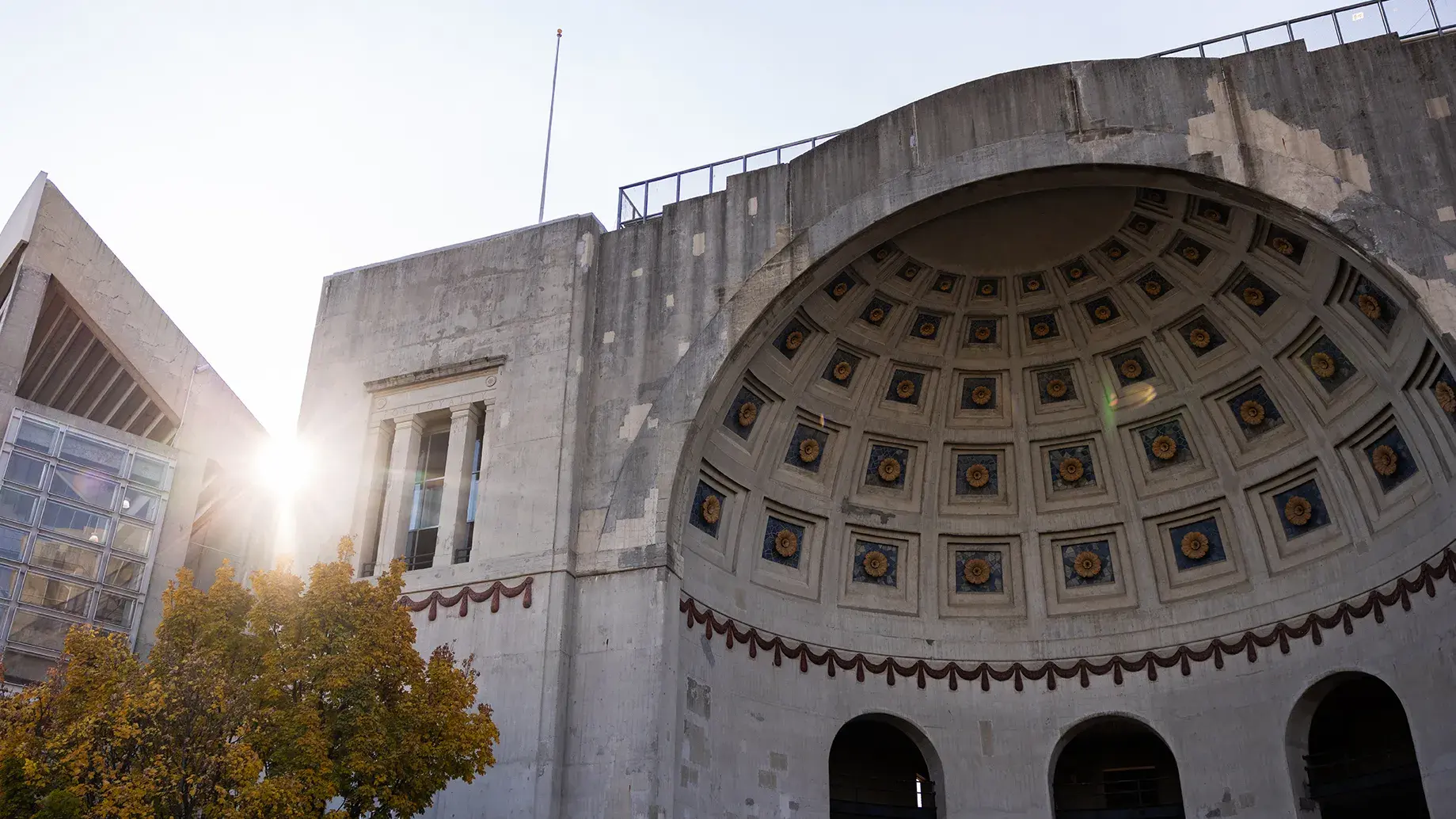 entrance to the horseshoe with the sun setting in the background