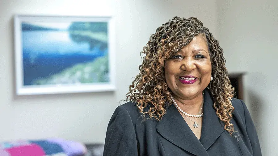 Denise Robinson