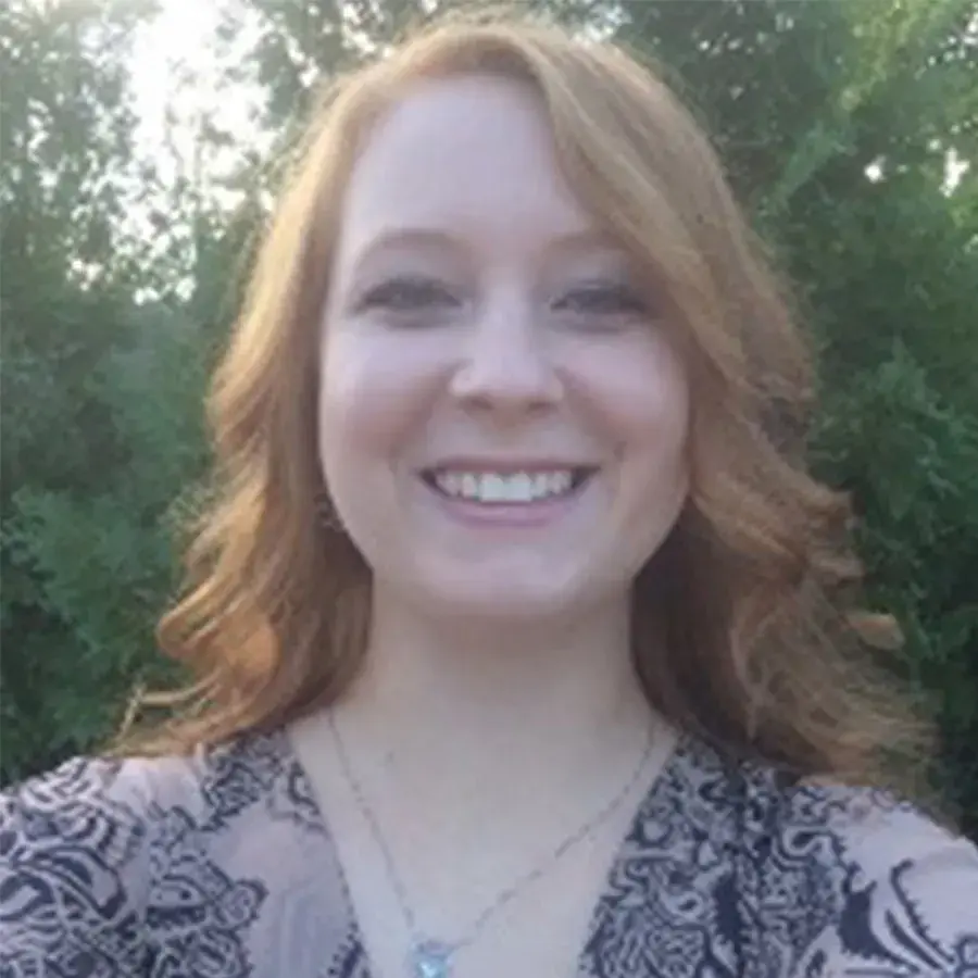 Headshot of Danielle Huskey
