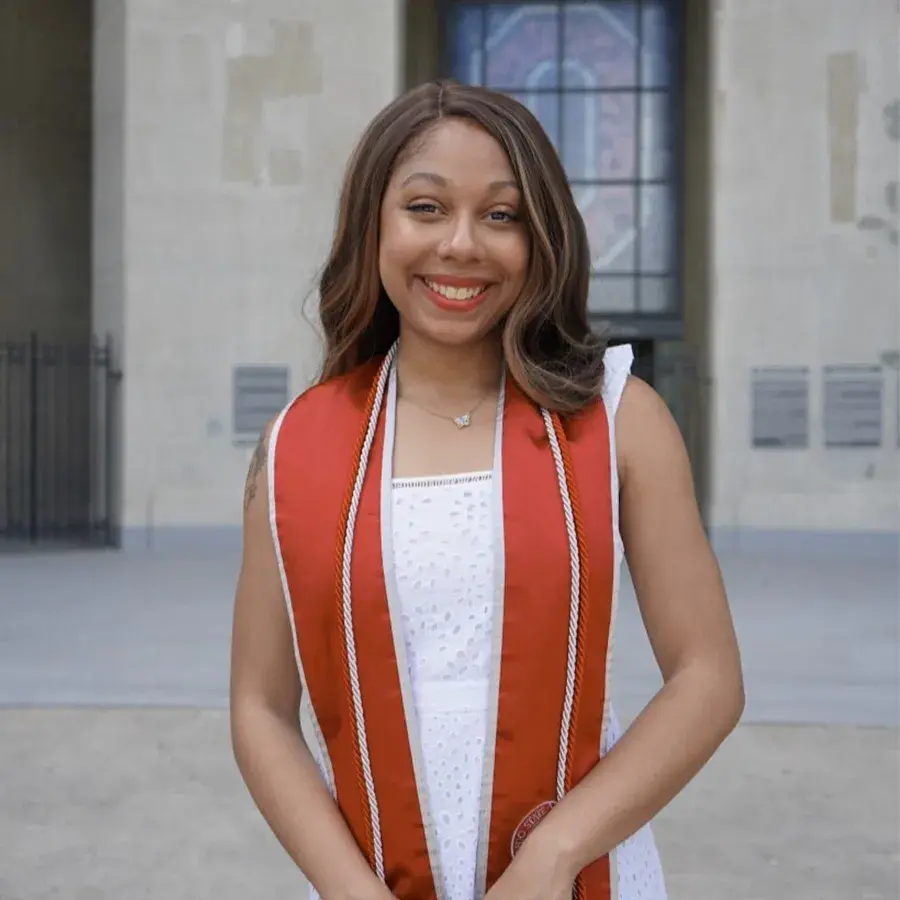 Headshot of Jasmine Jones