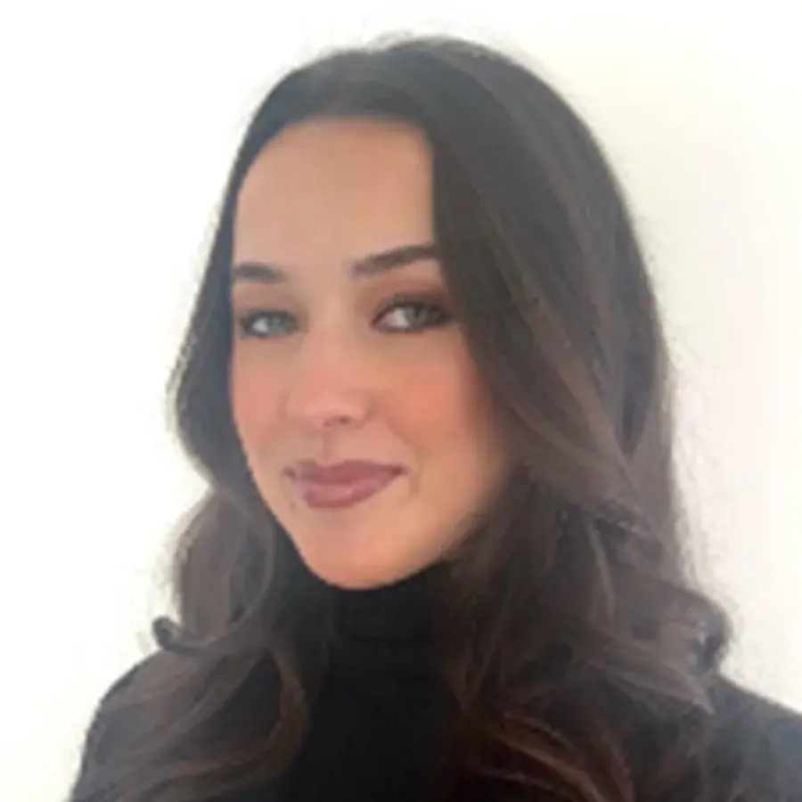 Headshot of Shannon Gillespie