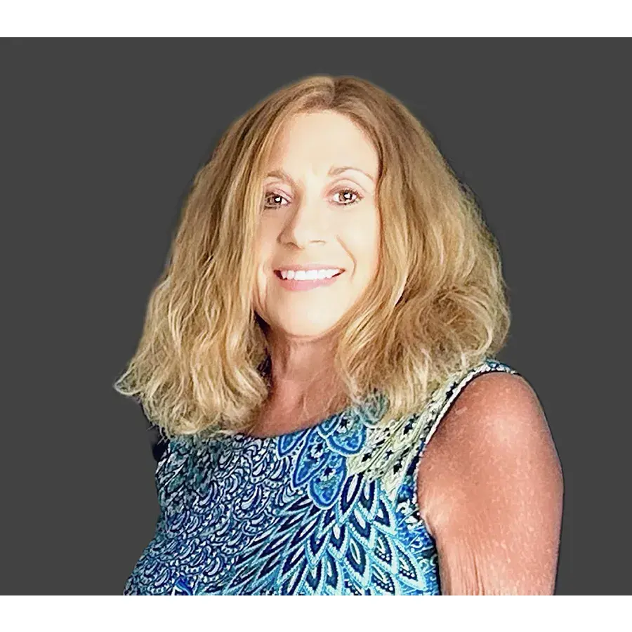 Joni Burton headshot