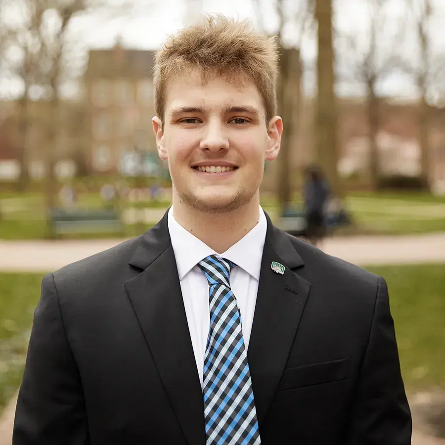 Nick Grams headshot