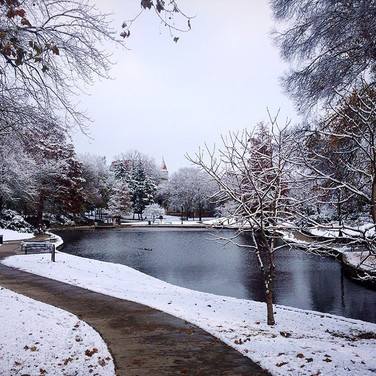 Shoutout to @theohiostateuniversity for being the most beautiful campus ... Through summer's heat and winter's cold. - Katherine Pardi