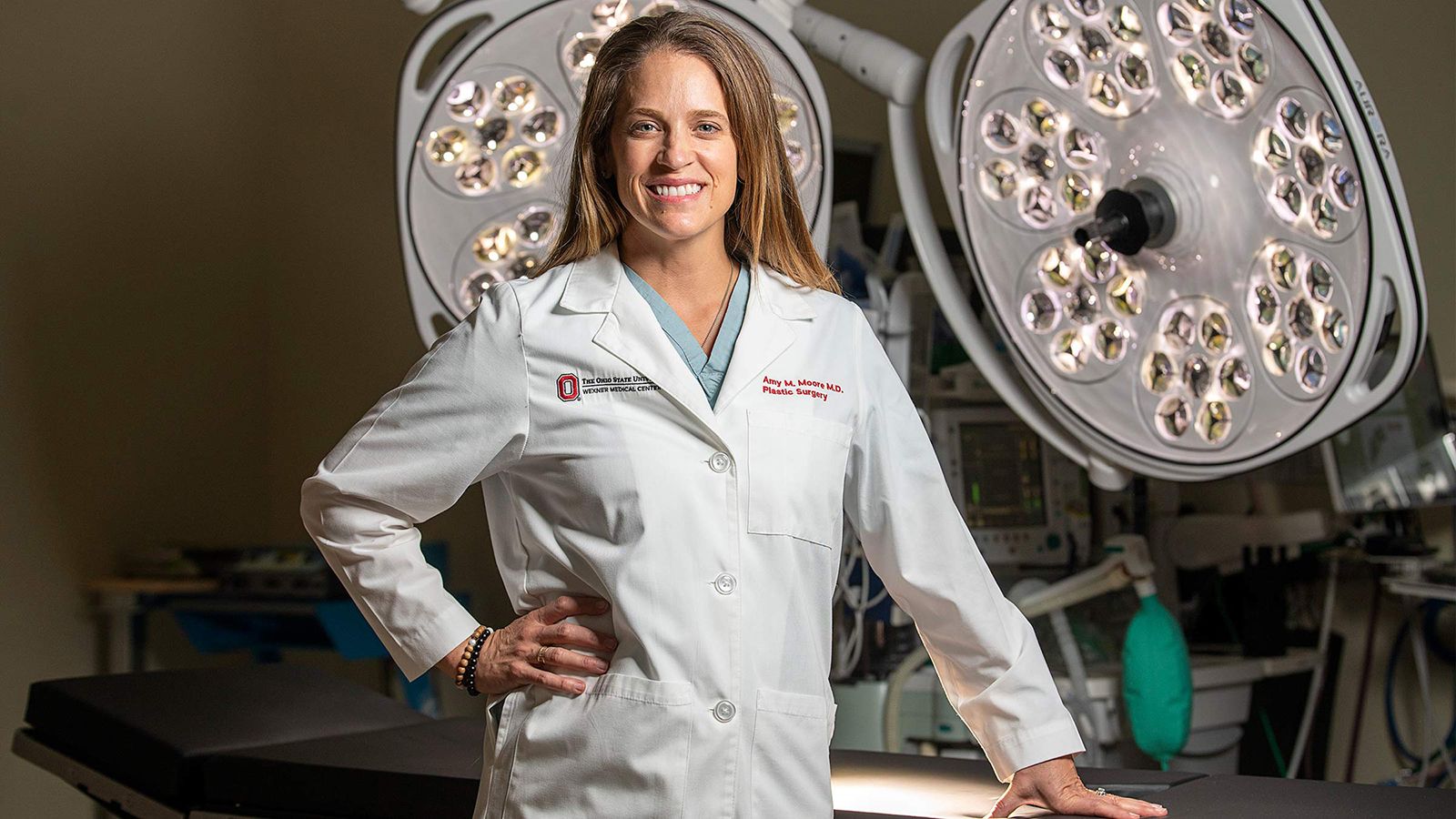 Dr. Amy Moore reanimates limbs, relieves debilitating pain and restores sensation as a plastic surgeon at The Ohio State University Wexner Medical Center.