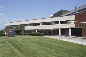 Davis Medical Research Center external view